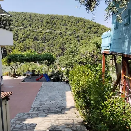 Holiday home Ktima Amigdalies
